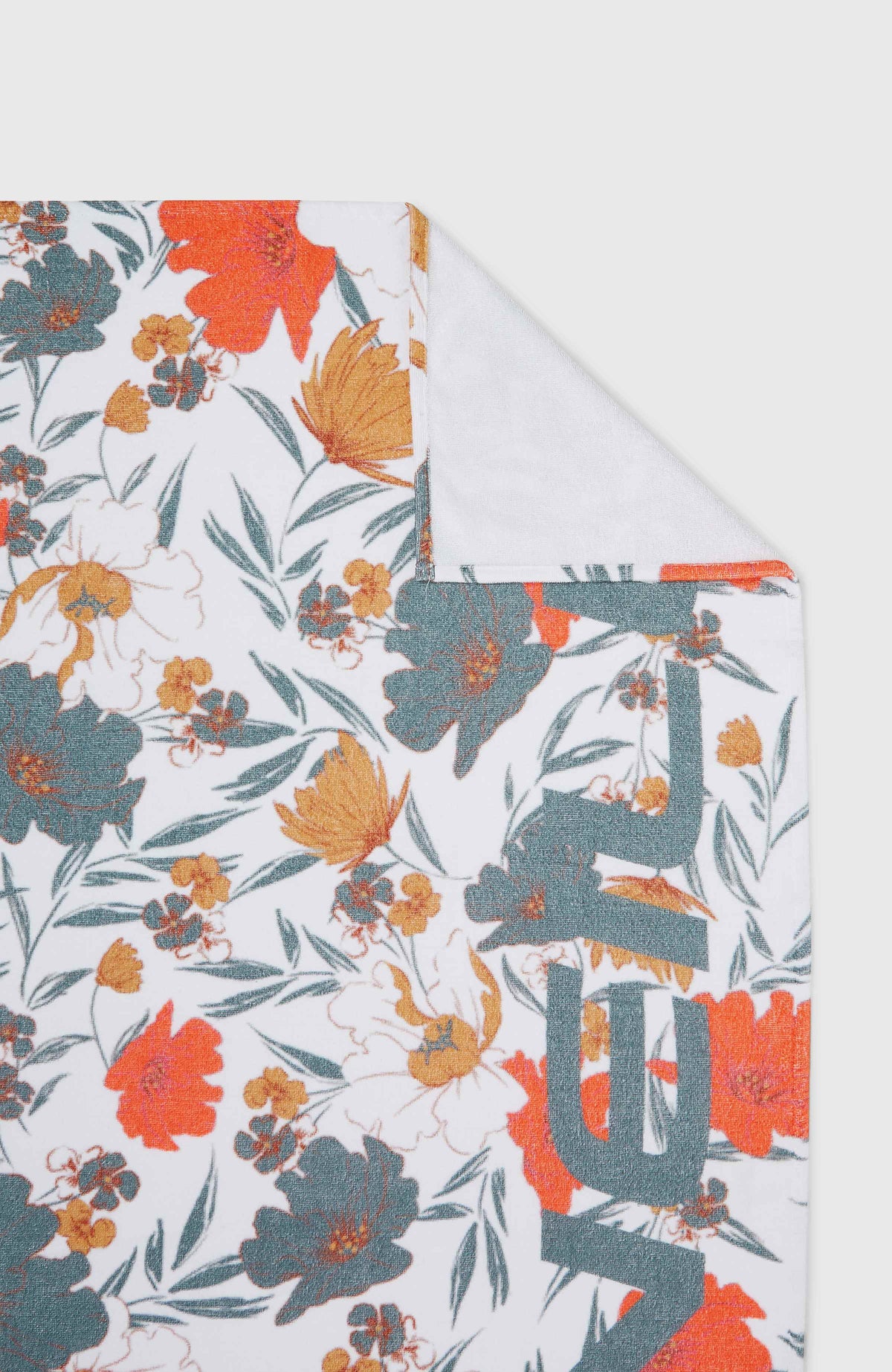 Mix and Match Seacoast Towel | White Bluemchen