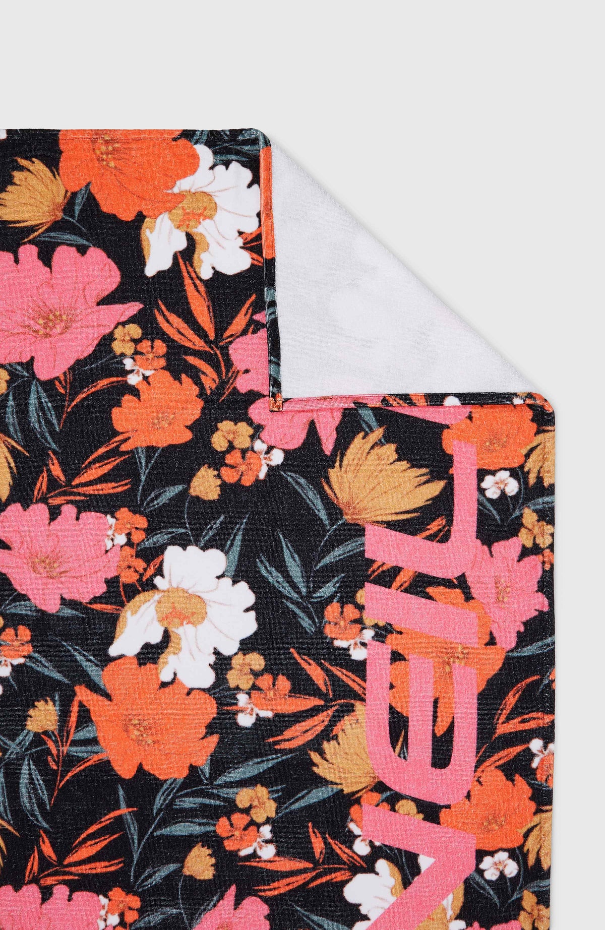 Mix and Match Seacoast Towel | Black Bluemchen