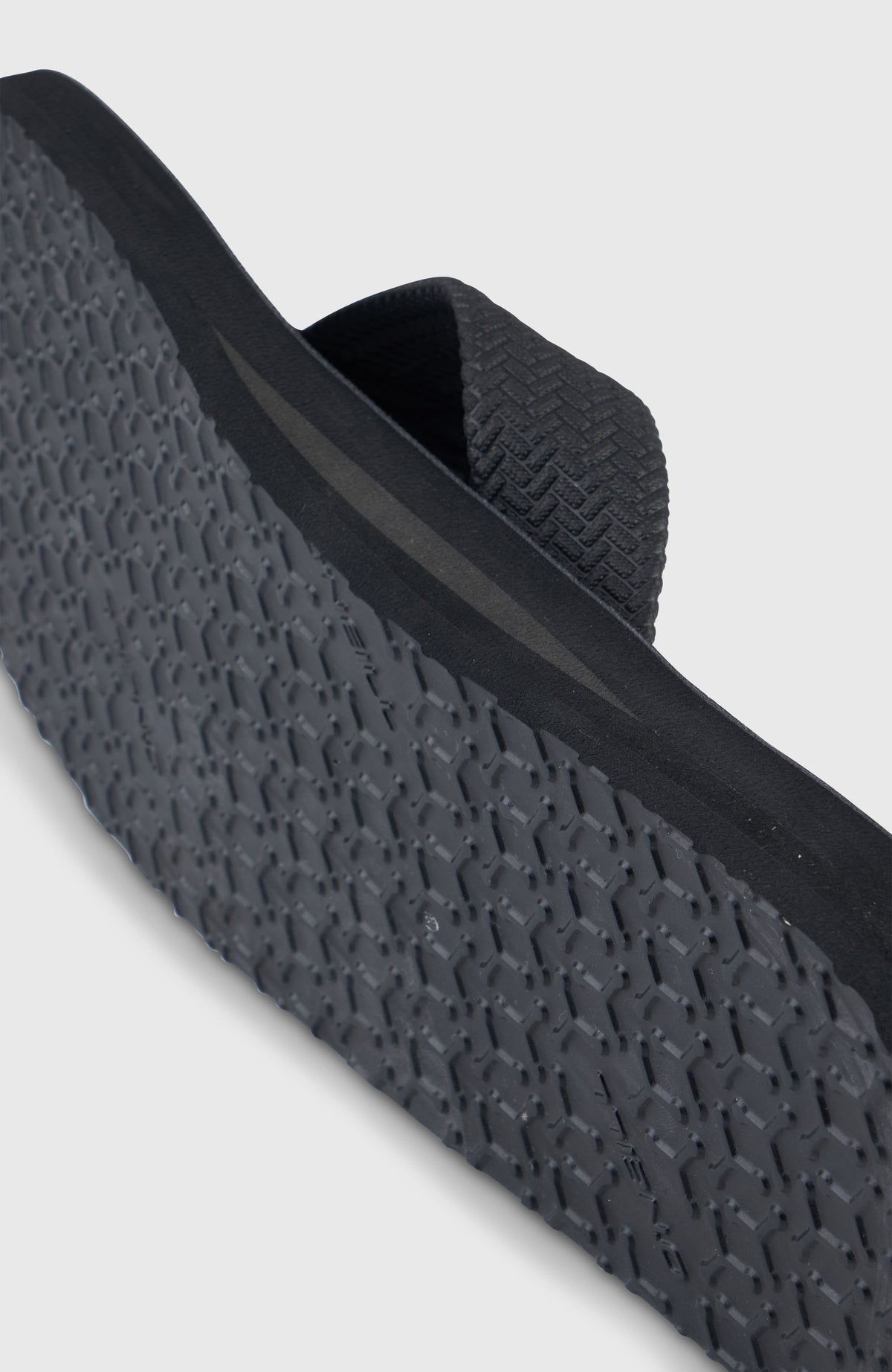 Chad Sandals | Black Out