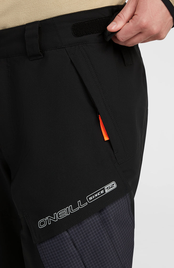 FWC'Peak Cargo Snow Pants | Black Out Colour Block