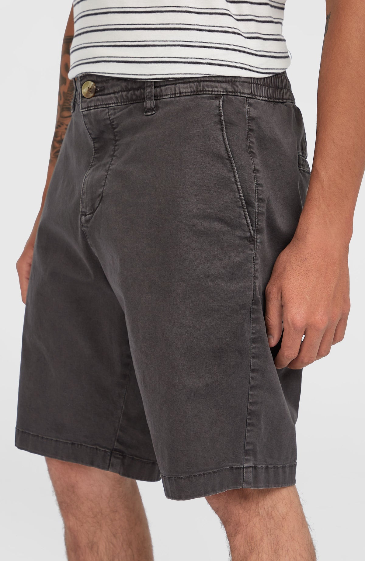 Essentials Chino Shorts | Raven