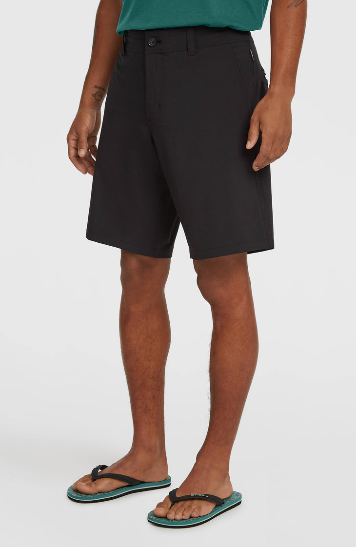 Hybrid 19" Shorts | Black Out