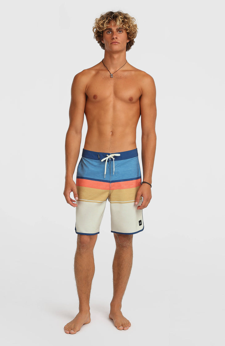 Lennox Scallop 19'' Boardshorts | Light Khaki Lennox Scallop