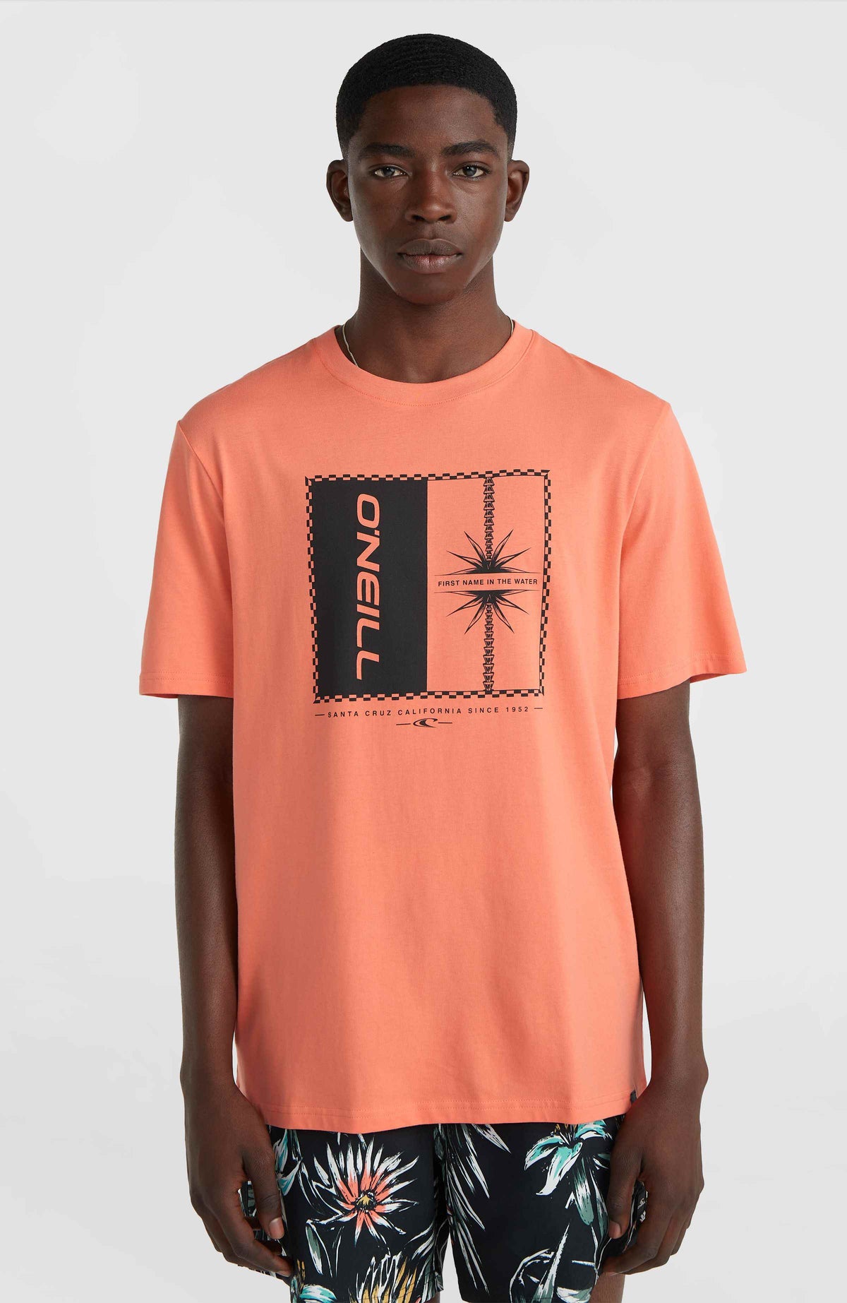 Mix and Match Palm T-Shirt | Living Coral