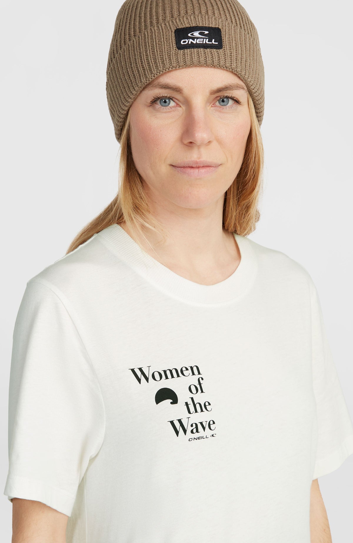 Women of the Wave T-Shirt | Snow White