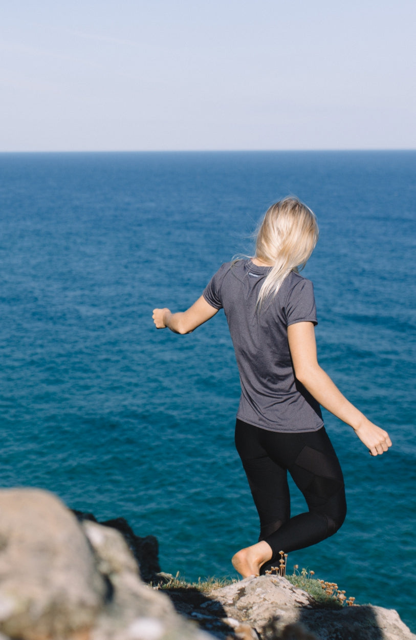 Hybrid Skins Short Sleeve Surf Tee | Purple