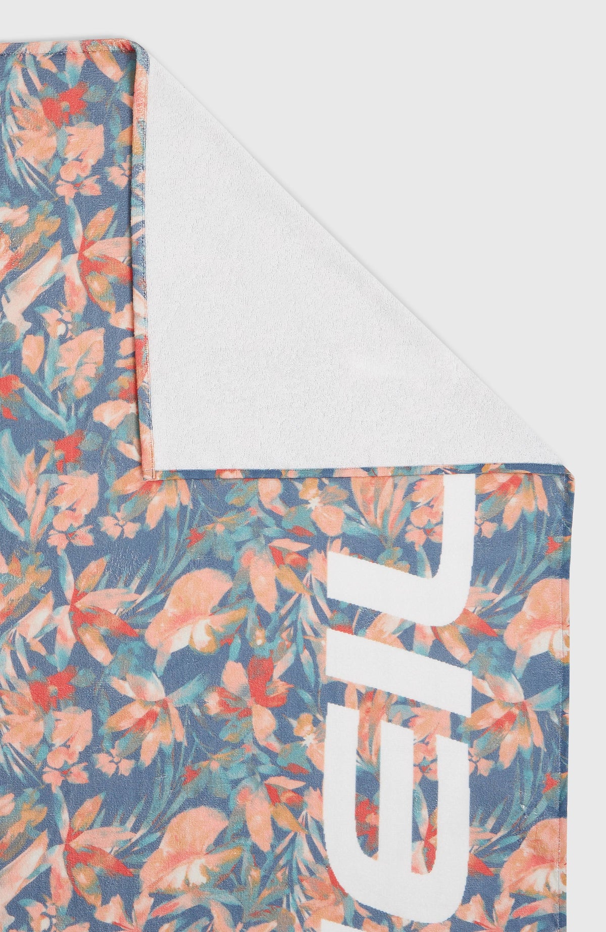 Seacoast Towel | Blue Painted Tropics