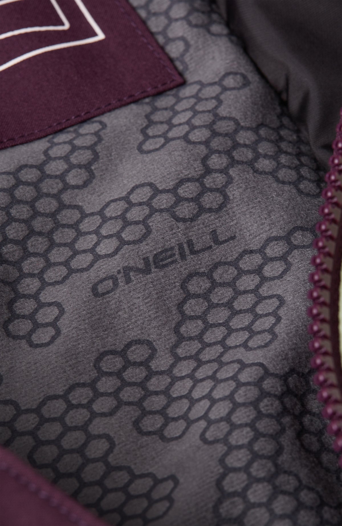 Carbonite Snow Jacket | Aubergine Colour Block