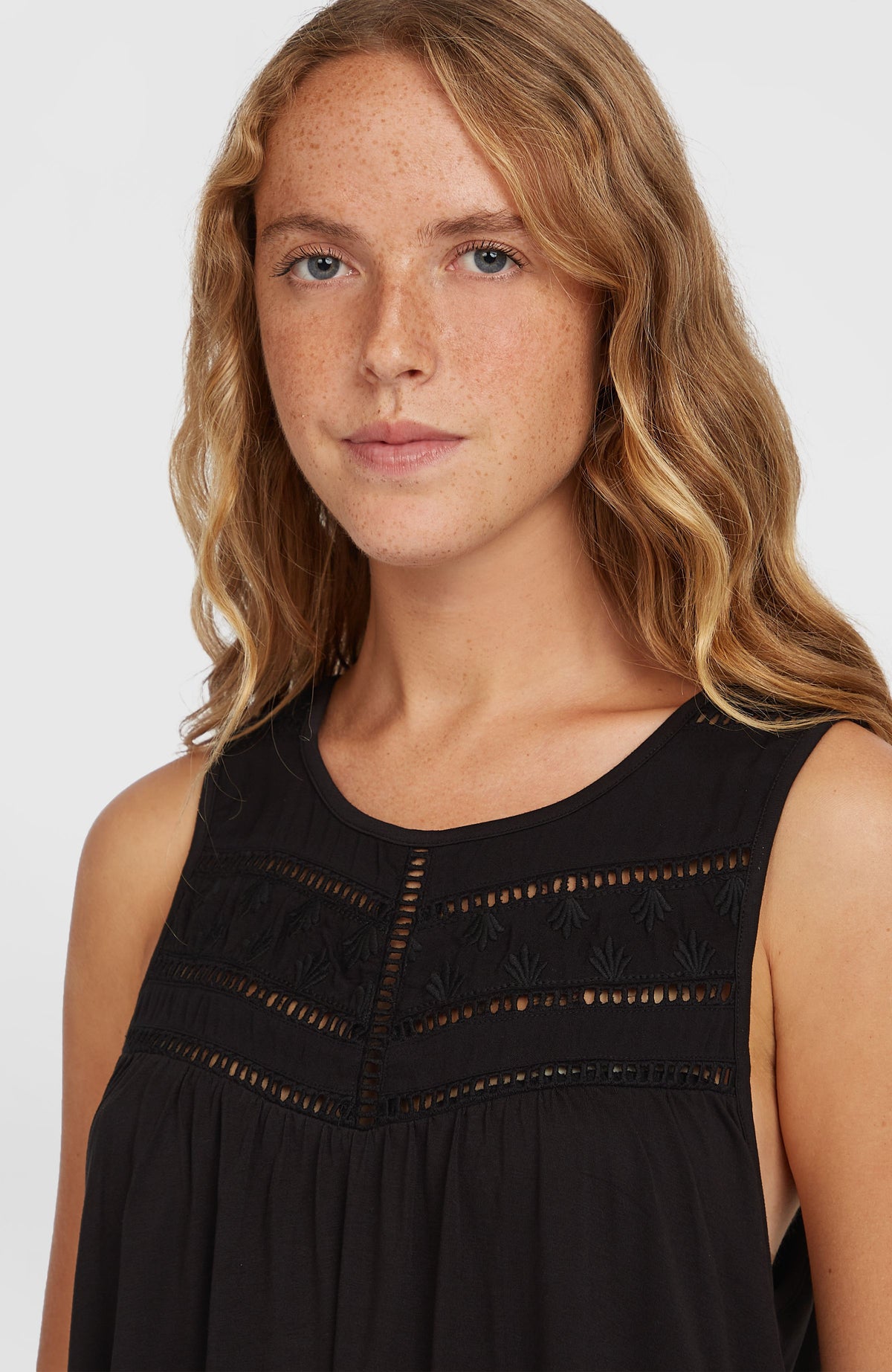 Essentials Tokeena Embroidery Tank | Black Out