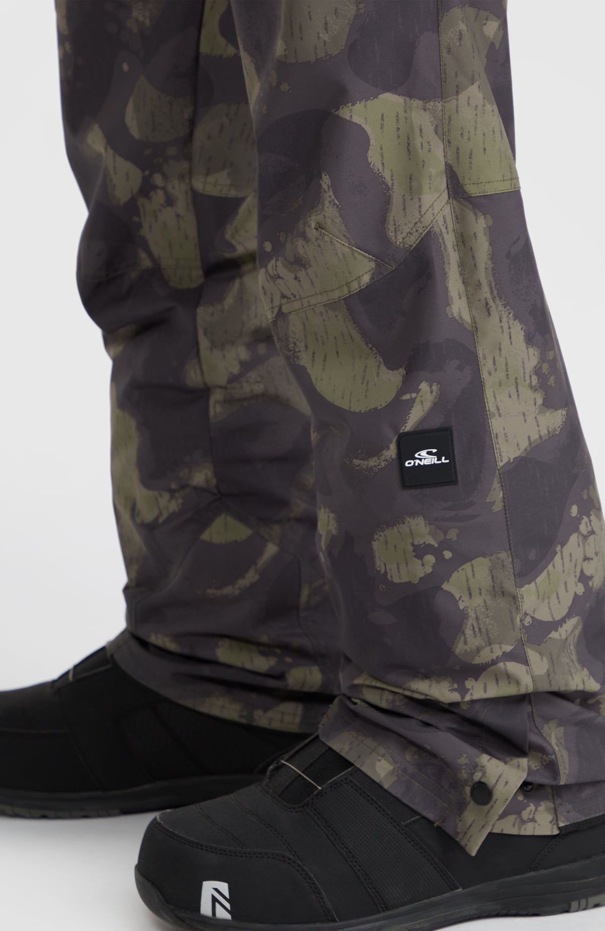 DAN ダン Snow Camo Trousers - Black DAN ダン Snow Camo Trousers - Black Gen 3 Black Camo Uzi