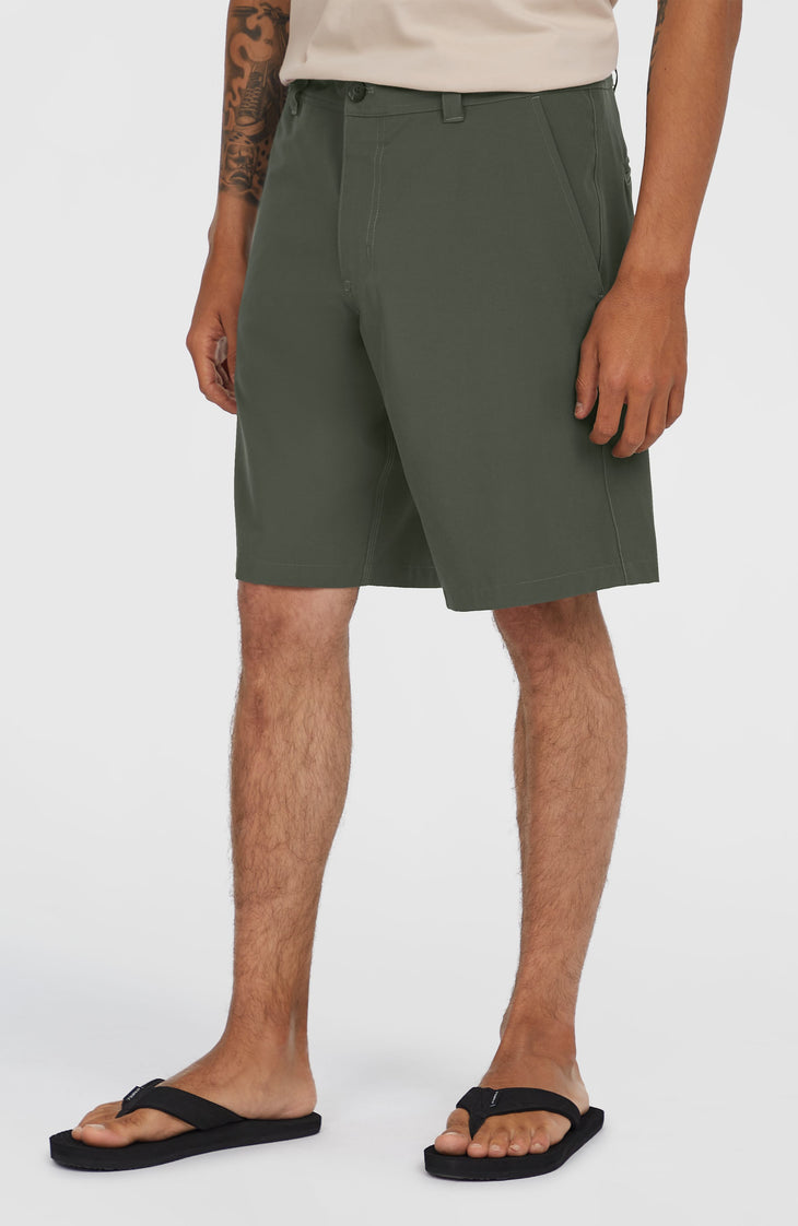 Hybrid Chino 19" Shorts | Raven