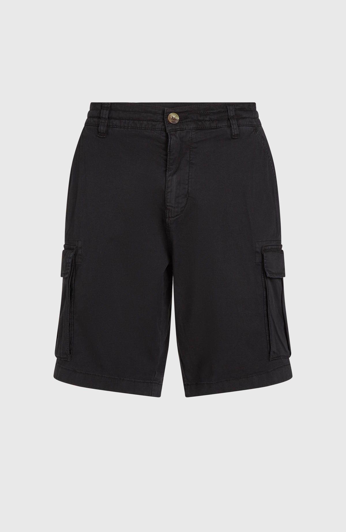 Essentials Cargo Shorts | Black Out