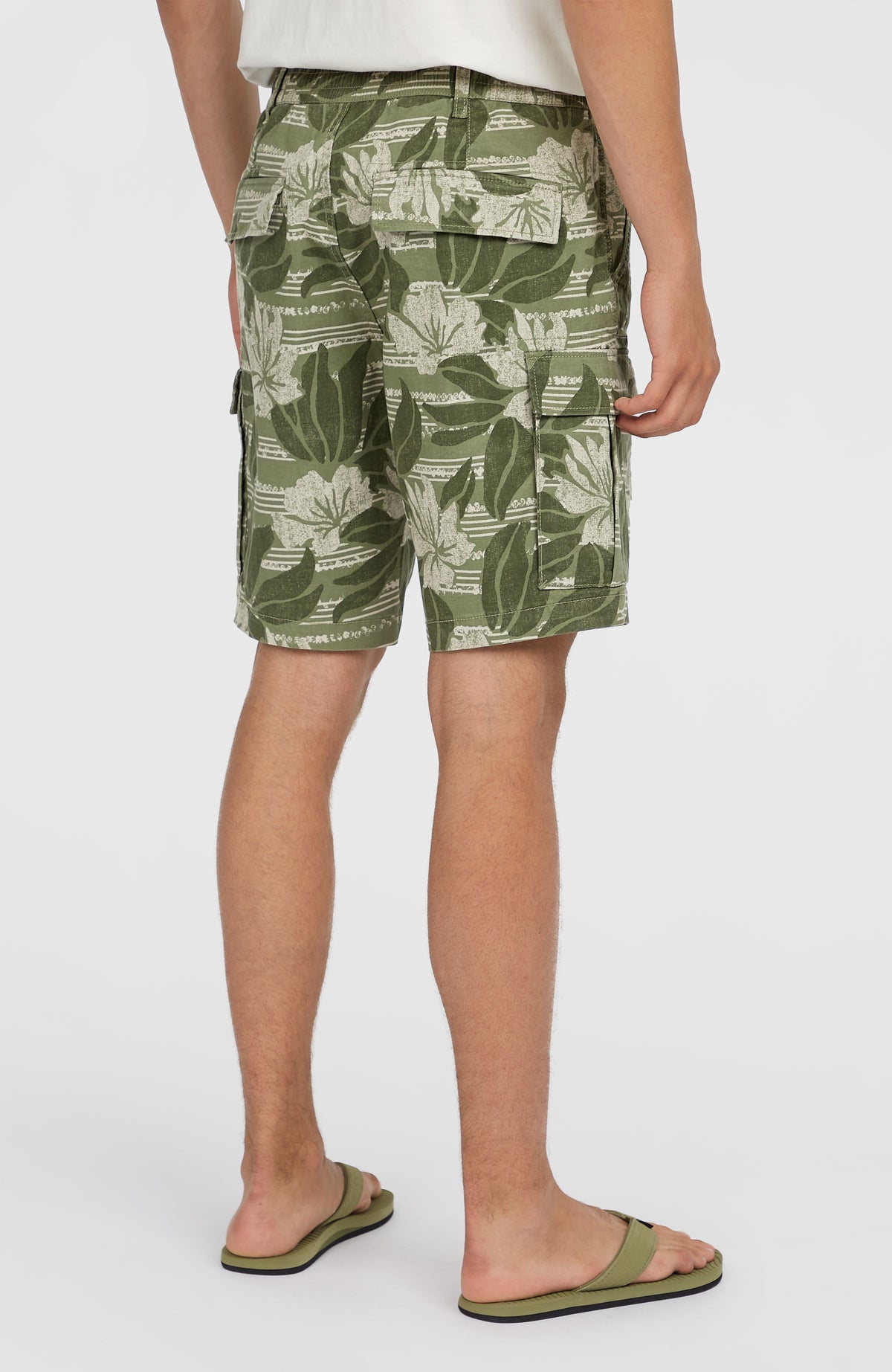 Essentials Cargo Shorts | Green Tonal Dusty Flower