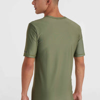 Essentials Cali Short Sleeve Skin | Deep Lichen Green