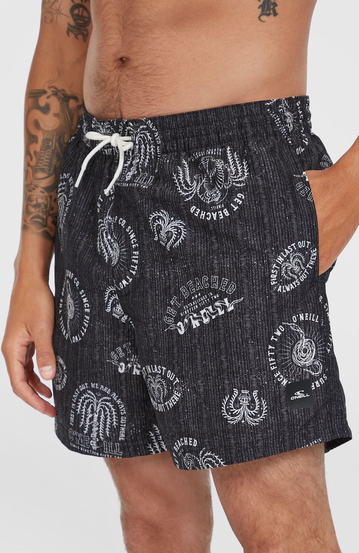 Cali Print 15'' Swim Shorts | Black Mystical
