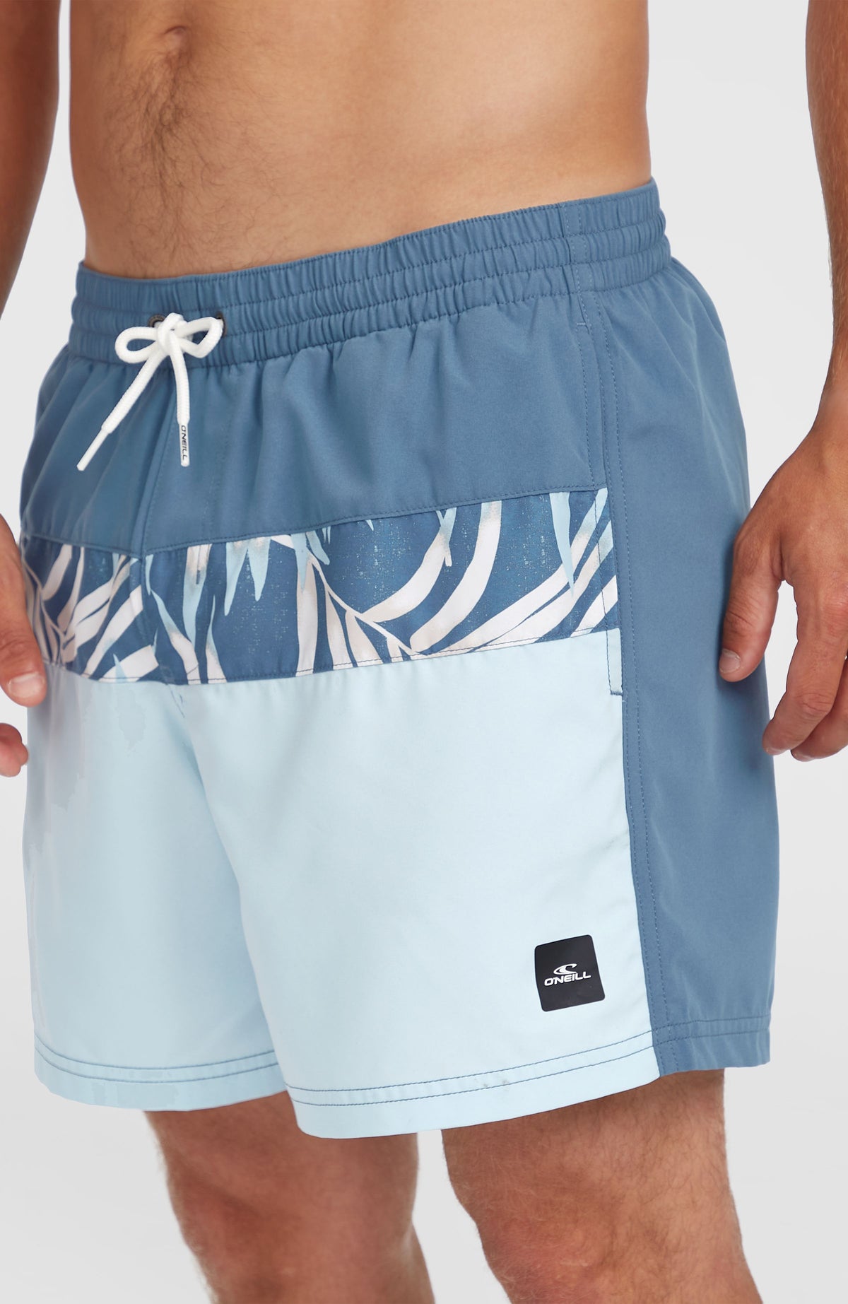 Cali Block 15'' Swim Shorts | Blue Dipped Leaves