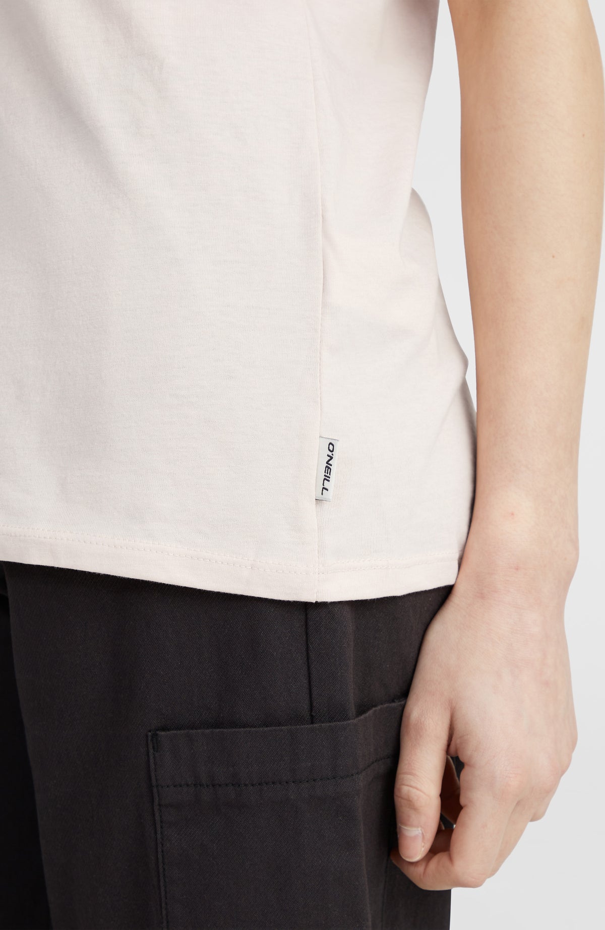 Essentials V-Neck T-Shirt | Peach Whip