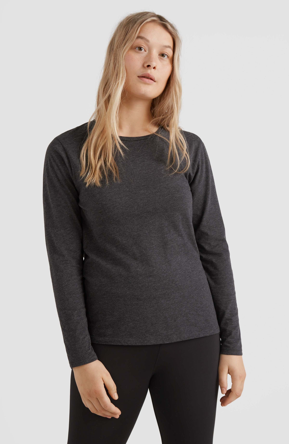 Essential Long Sleeve T-Shirt